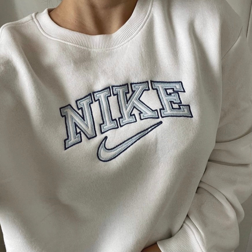nauwelijks botsing dubbellaag Vintage Nike Sweater – Luxithelabel